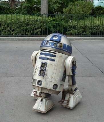 R2D2