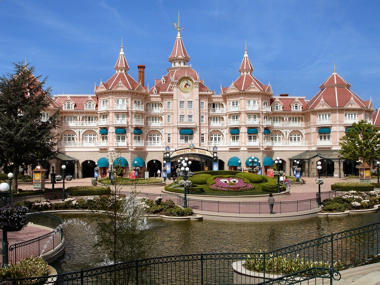 Gli Hotel a Disneyland Paris - Io viaggio con Topolino